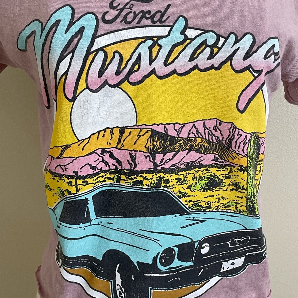 RETRO FORD Mustang Womens Pink Lavender Tie Dye Graphic Cropped Tee Size XS